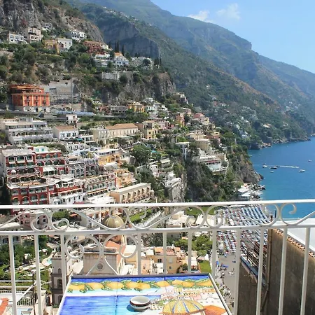 Reginella Positano