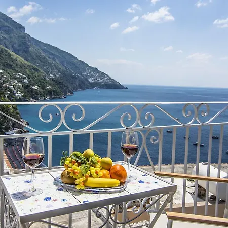 Reginella Otel Positano